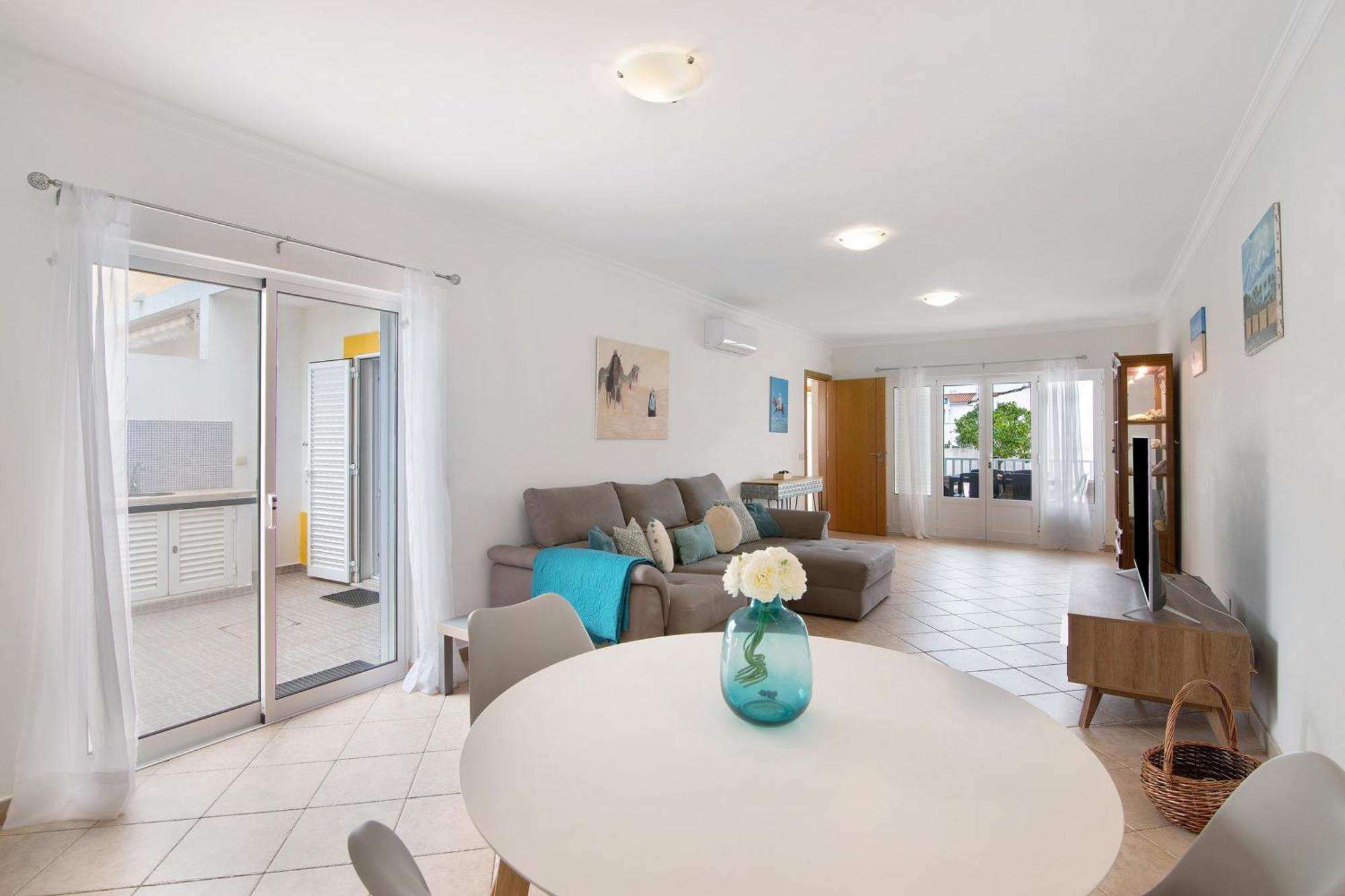 Villa Essence Of Grey Manta Rota Exterior photo